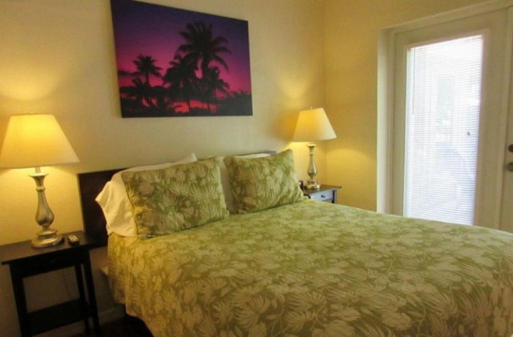 Suite Dreams Inn By The Beach Key West Exteriör bild